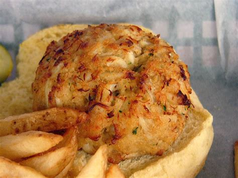 Advice, recipes, and tips are all greatly appreciated! Coach Dabo Swinney's Recipe for Jumbo Lump Crab Cakes ...