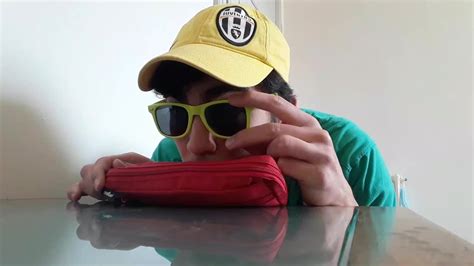 «entriamo in possesso di una valigetta che ci sconvolge la vita e per sopravvivere usiamo mille espedienti. Gesù chiama in che senso by Samuele - YouTube