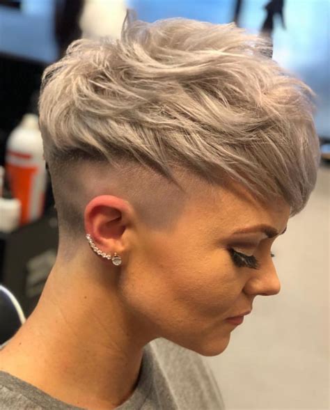 21 Best White Pixie Short Haircuts Ideas To Be Cool