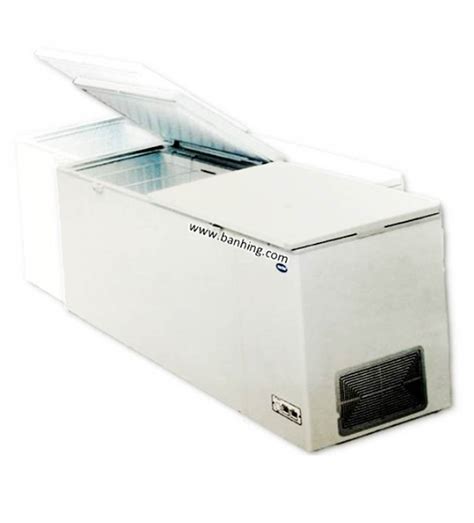 Coat cars, trucks and airplane parts with even cover and easy clean up. (LY750LDD) Chest Freezer | Ban Hing Holding Sdn Bhd