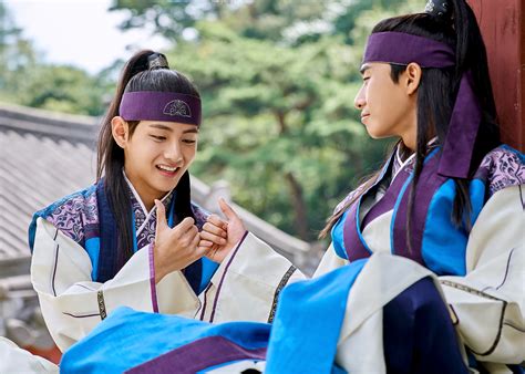 Park seo joon uploaded a photo of him with taehyung and hyungsik. 170212/PIC V jako Hansung w dramie „Hwarang" | BANGTAN ...