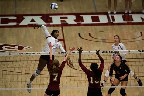 Womens Volleyball Sweeps Denver To Advance To Ncaa Second Round The