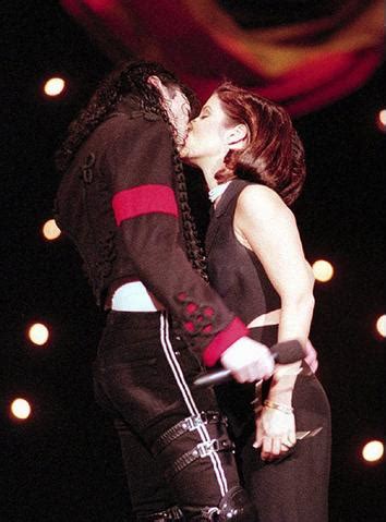 Kiss Michael Jackson And Lisa Marie Photo Fanpop