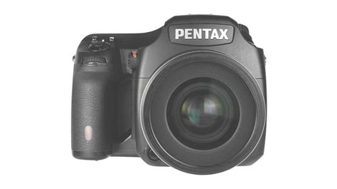 pentax 645d 40mp medium format digital slr camera with 3 inch lcd screen body only