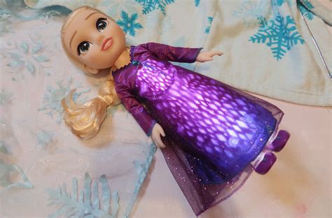 REVIEW Into The Unknown Frozen Singing Elsa Doll Real Mum Reviews
