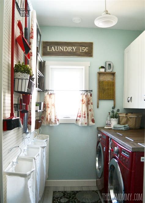 Laundry rooms are shamefully overlooked spaces. Vintage Red and Aqua Small Laundry Room Design Ideas | The ...