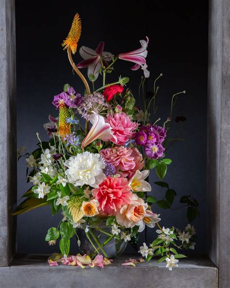 Bold Dutch Masters Arrangement Flower School Floristry Courses