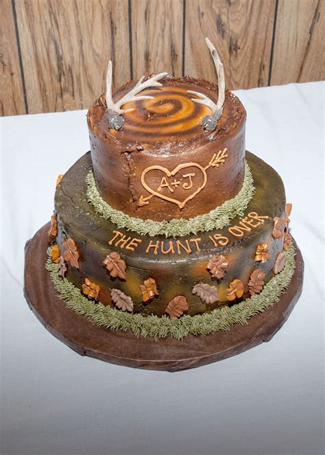 Now we move into the cabins in which you can host a hunting party or a full family retreat. I surprised the groom with this cake. We got married ...