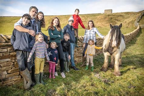 The Best Yorkshire Tv Shows To Stream Now The Yorkshireman
