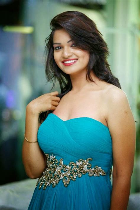 Bollywood Actresses Pictures Photos Images Telugu Movie Actress