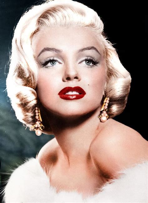Una artista les puso color a algunas fotografías de Marilyn Monroe y