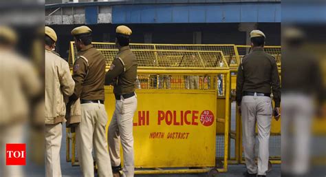Two Delhi Police Constables Sent To District Lines For Beating Woman