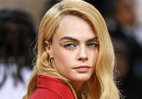 Met Gala 2022 Topless Cara Delevingne Opte Pour Un Body Painting