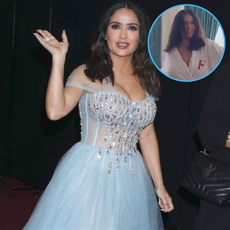 Salma Hayek Accidentally Flashes Chest In Wardrobe Malfunction While Dancing See Video Of Nip Slip