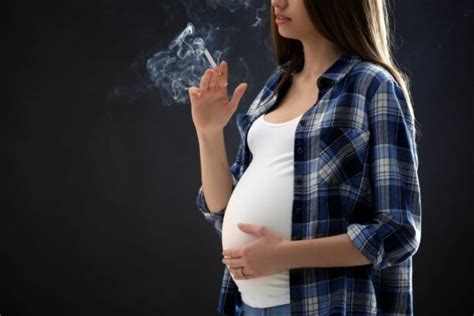 What Are The Risks Of Smoking During Pregnancy Nabtahealth Womens