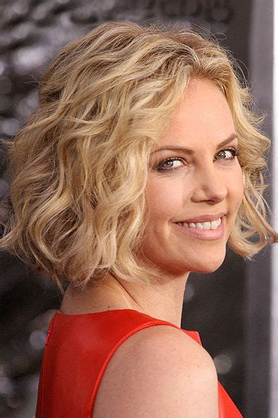 15 Beautiful Ways to Style Curly Hair | Spiral perm short ...
