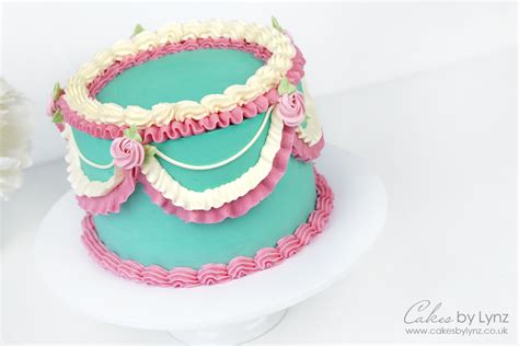 Vintage Inspired Piped Buttercream Cake Tutorial Cakes By Lynz