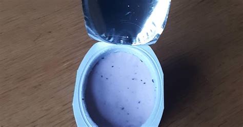 Opened A Yogurt And Nothing Stuck To The Lid Imgur