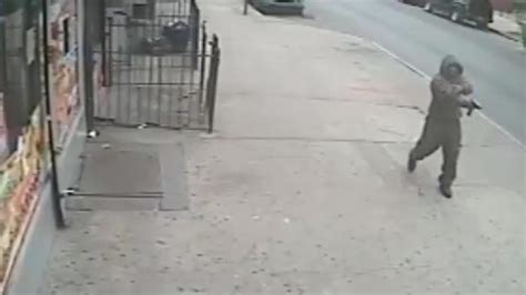 Brooklyn Shooting Suspect Caught On Camera
