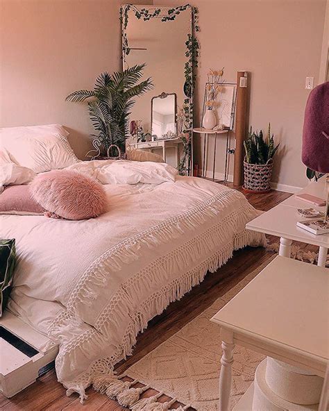 Urban Outfitters On Instagram “thanks For The Bedroom Inspo Celesteescarcega On Our Must
