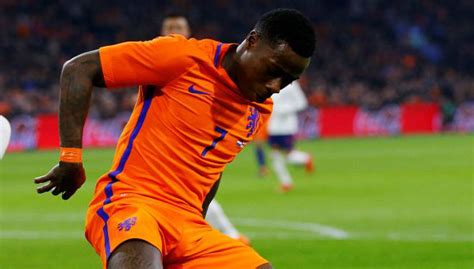 Quincy promes is a doubt for spartak moscow's champions league clash with liverpool on tuesday, head coach massimo carrera has confirmed. Sevilla sign Dutch winger Promes | Free Malaysia Today