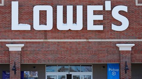 Lowes Looking To Fill 130 Positions At Distribution Center In North
