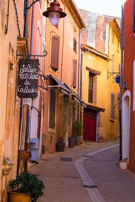 Villages Of Provence Part Two Gordes Goult Roussillon Roussillon Provence Paysage France