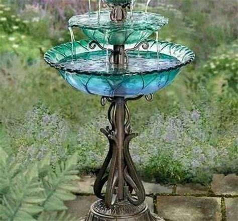 Maybe you would like to learn more about one of these? DIY birdbath projects, favor your feathered friends | Crazy DIY Projects