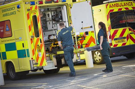 Frimley Health Nhs Foundation Trust Career Centre Ambulance Service