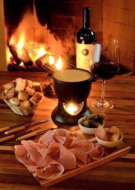 Fondue Vinho Lareira Wine Cheese Wine Time Wine And Dine Romantic Dinners Mets Wine