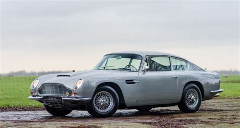 Aston Martin Db4 Db5 And Db6 A Silver Birch Trio In One Fell Swoop Classic Driver Magazine