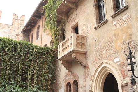 Serás capaz de reservar tu apartamento en verona en el lugar que más te ayude , de modo que exprimas la estancia al máximo en el contexto que sueñas. Casa Julietei din Verona: Obiective turistice Italia - Verona - Deștepți.ro