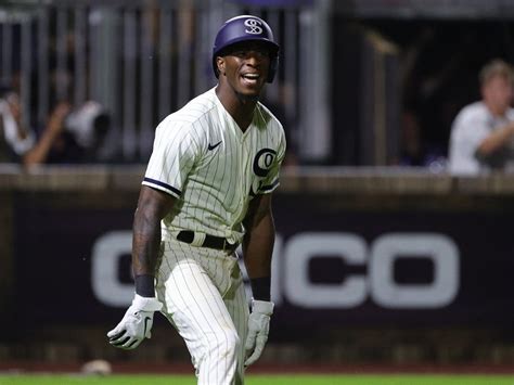 Tuscaloosas Tim Anderson Steals Show In Field Of Dreams Game