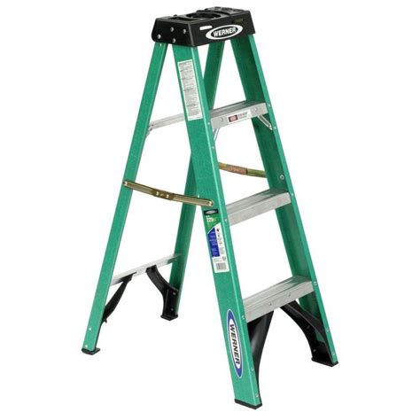 Werner 4 Ft Fiberglass Step Ladder Folding 225 Lb Load Capacity Type Ii