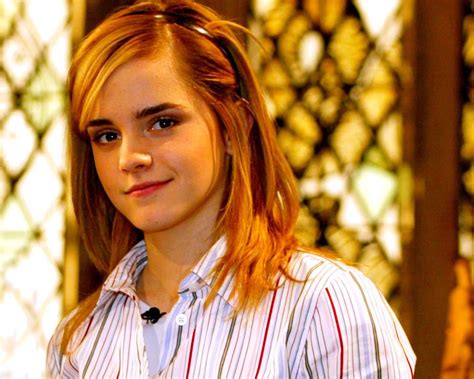 Emma Watson So Cute Wallpapers Hd Wallpapers Id 225