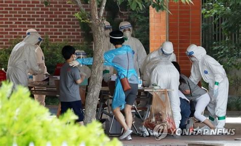 신규확진 48명중 지역해외발 24명씩전국 12곳 산발감염 지속 JTBC 뉴스