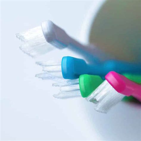 Escova De Dente Tipos E Como Escolher Corretamente