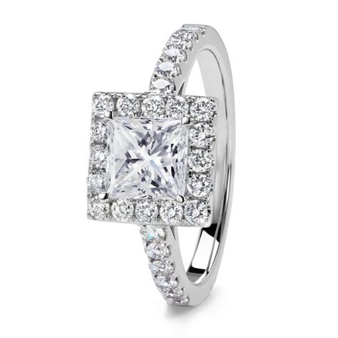 7 Of The Most Beautiful Vintage Engagement Rings