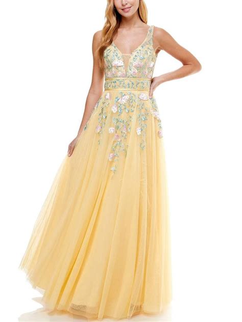 Say Yes To These Gorgeous Prom Dresses Tlcs Say Yes To The Prom
