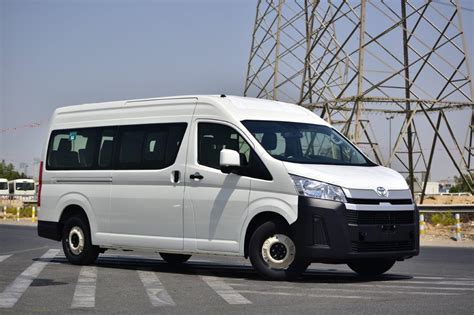 Toyota Hiace Bus Highroof 35l Petrol Sahara Motors