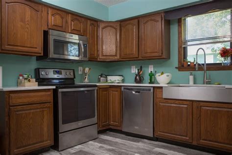How To Paint Varnished Kitchen Cabinets Image To U