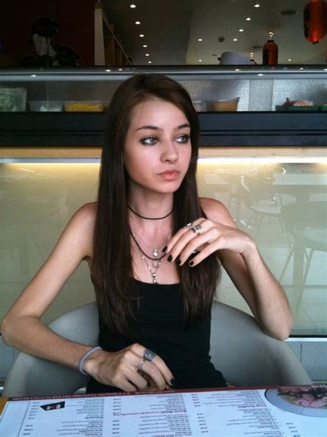 Felice Fawn Hipster Fashion