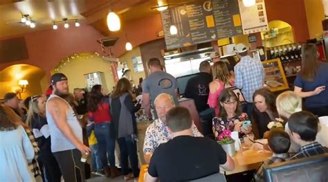 Viral News Large Crowd At Colorado Restaurant After It Reopened For