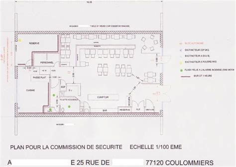 En france, les restaurants collectifs, qu'ils soient gérés par une entreprise privée, une mairie ou une communauté de communes ou bien un conseil départemental ou régional, sont soumis à des réglementations françaises et européennes. Plans d'aménagement pour les commissions - plan d'une cuisine de restaurant aux normes