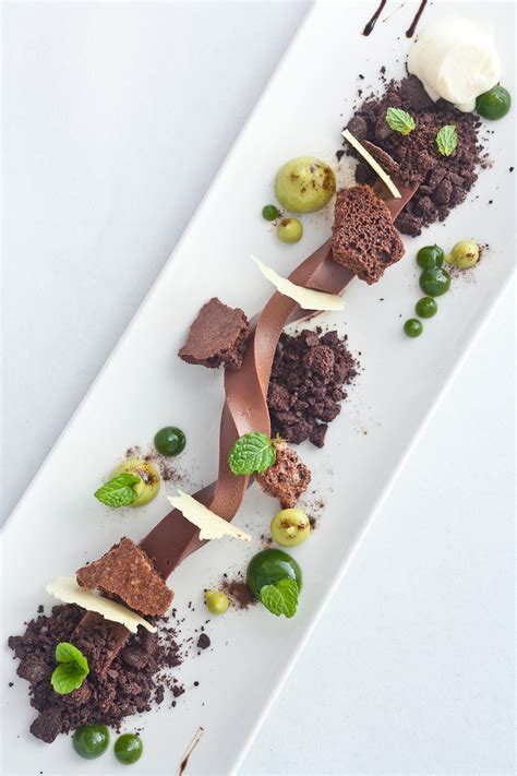 It's also raw, paleo, and really easy to make. Chocolate, Avocado, Lime - The Alinea Project