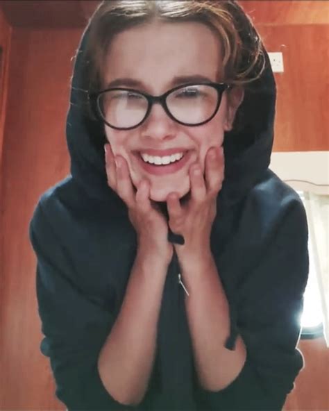 Stranger Things Millie Bobby Brown Singing and Dancing to Neverending