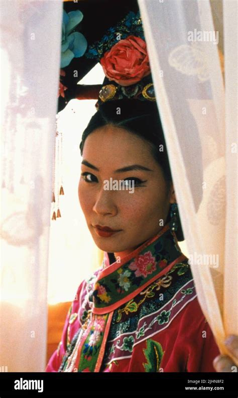 Lucy Liu Shanghai Noon 2000 Stock Photo Alamy