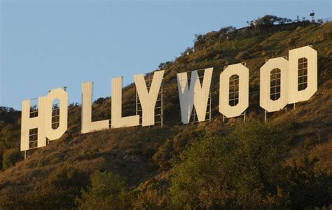 Nápis Hollywood V Los Angeles Amerikacz