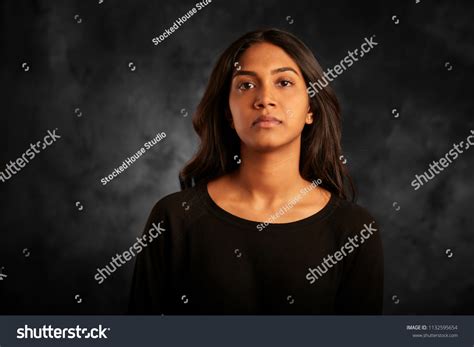 Portrait Sri Lankan WomanẢnh Có Sẵn1132595654 Shutterstock
