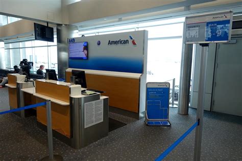 American Upgrades Executive Platinum Boarding One Mile At A Time